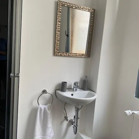 Apartament Suite4monteure - Kueche I Balkon I Waschmaschine I Mittel- Bis Langfristige Vermietung